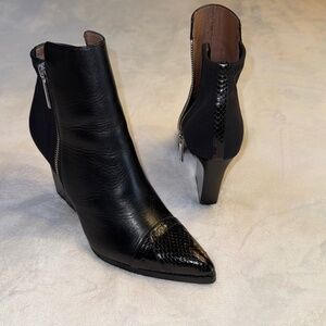 Size 9 Donald J Pliner Volt Snakeskin Embossed Cap Toe Bootie